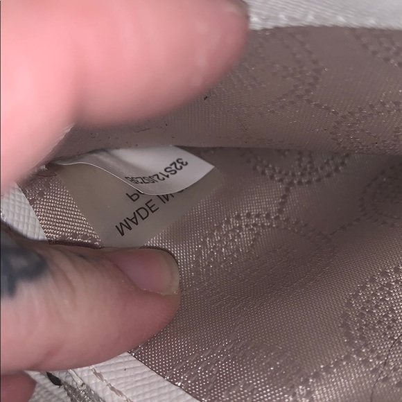 White Michael Kors Authentic Wallet - Picture 8 of 8